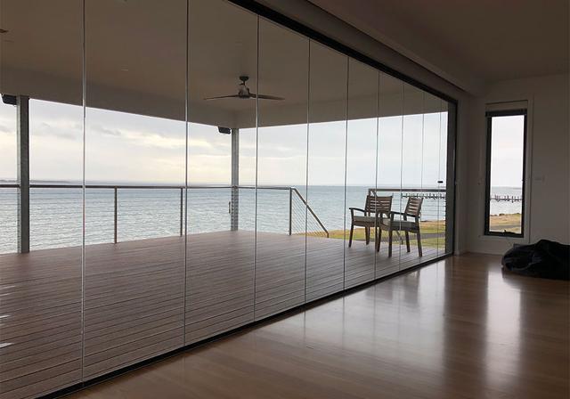 Glass Doors with One Glaze and No Frame